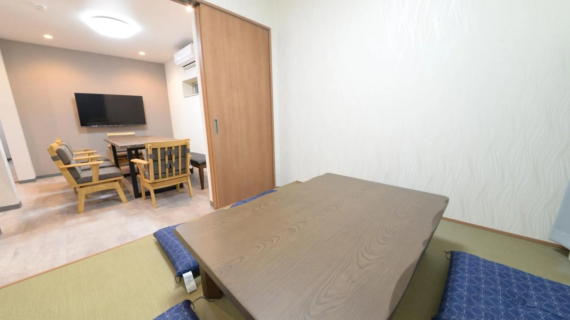 Holiday home 和ノ楓cottage　新宿の2階建て5室2シャワー2トイレ Tokyo